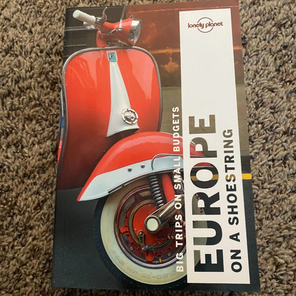 Lonely Planet Europe on a Shoestring Guide (Like New)
